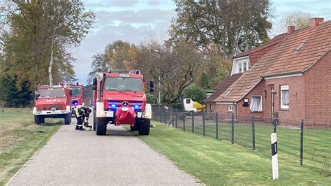 Verstopftes Ofenrohr Feuerwehr Burlage löscht Schornsteinbrand