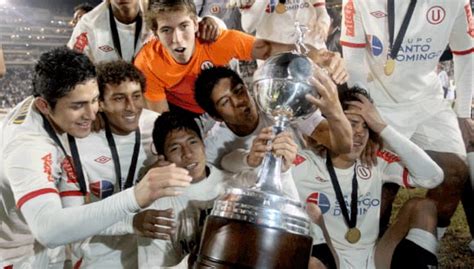 Conmebol Reconoce A Universitario Como El Primer Campeón De La