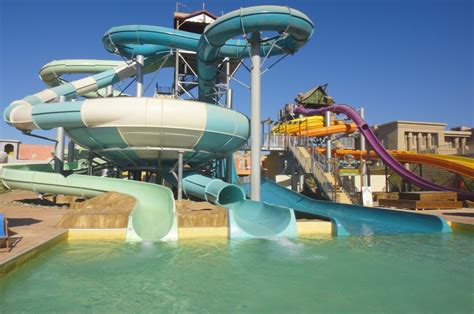 Coral Sea Holiday Resort & Aqua Park - WhiteWater