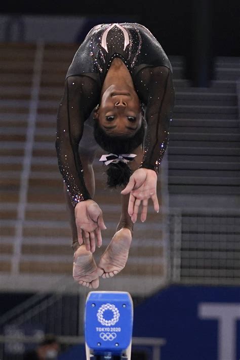 WATCH: Simone Biles lands Yurchenko double pike in Olympic podium