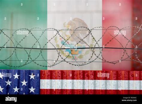 Mexican Flag Border Background Hi Res Stock Photography And Images Alamy