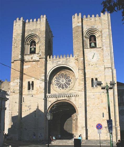 Cathédrale Santa Maria Maior de Lisbonne Lisbonne église catholique