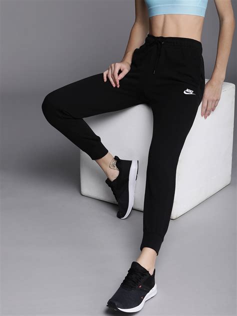 Buy Nike Sportwear Women Black Solid Essential Fleece Regular Fit ...