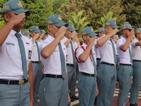 TOP 10 SMA Swasta Terbaik Di Provinsi Jawa Tengah Versi LTMPT Nomor 1