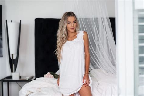 Meow Every Girl Needs Some Hot Sexy Lingerie The Skinny Confidential