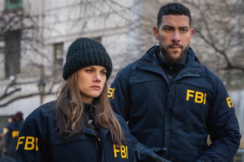 Fbi S Zeeko Zaki On Oa Maggie S Partnership And Dick Wolf Crossovers