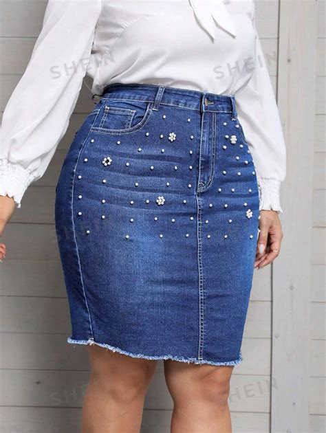 Shein Priv Plus Size Women Fake Pearls Beaded Raw Cut Denim Skirt