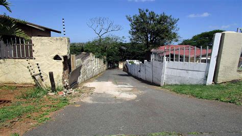 FNB Repossessed 4 Bedroom House For Sale In Montclair Dbn