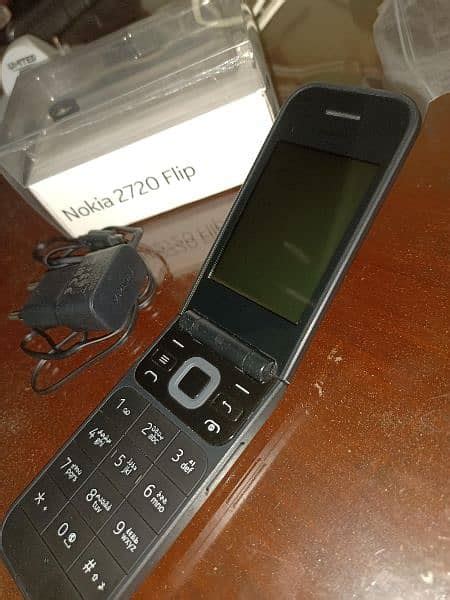 Nokia 2720 Flip Phone Box Mobile Phones 1079493597