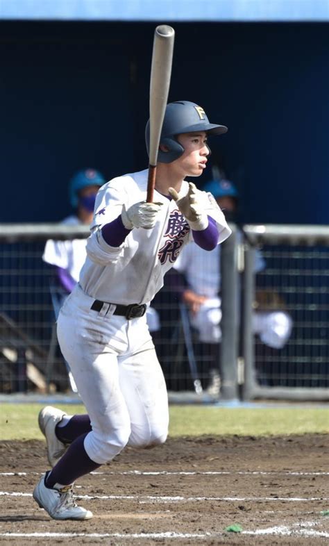 【茨城新聞】《第74回秋季関東高校野球茨城県大会》準決勝 藤代・川原、圧巻5安打