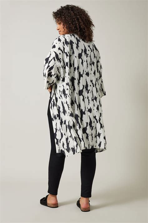 Evans Plus Size Black Abstract Print Kimono Evans