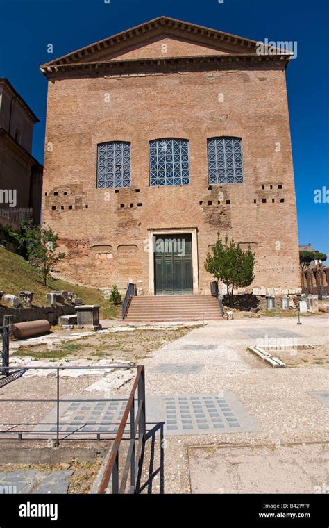 Roman Senate Hi Res Stock Photography And Images Alamy