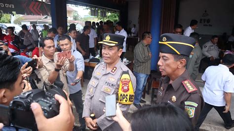 Ratusan Personel TNI Polri Jaga Ketat Rapat Pleno Penghitungan Suara