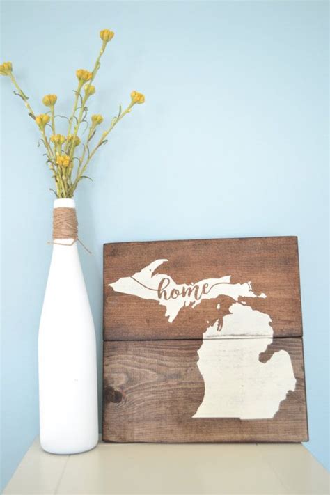 Rustic Michigan Upper Peninsula Sign Wooden Up Mitten Etsy