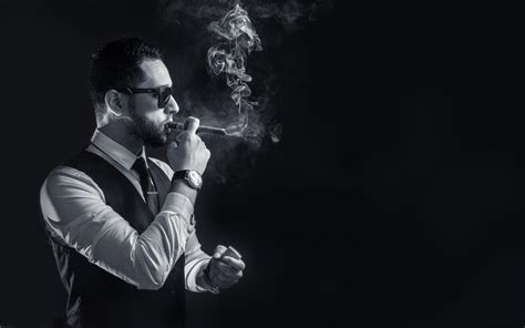 Men Smoking Wallpapers Top Free Men Smoking Backgrounds Wallpaperaccess