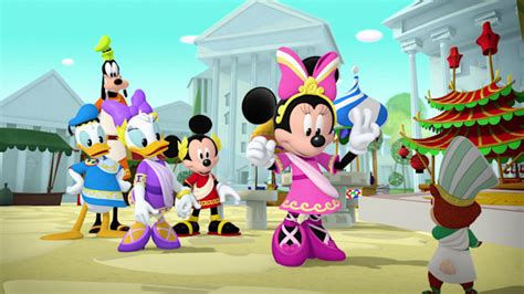 Nonton Mickey Mouse Funhouse Season 1 Episode 7 Minnie S Big Delivery