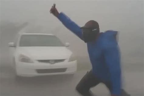 Irma Storm Chaser Posts Extraordinary Video As Hurricane Batters Florida The Independent