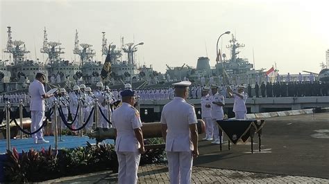 Foto Pangkoarmada RI Lantik Laksda TNI Yoos Suryono Jadi Panglima