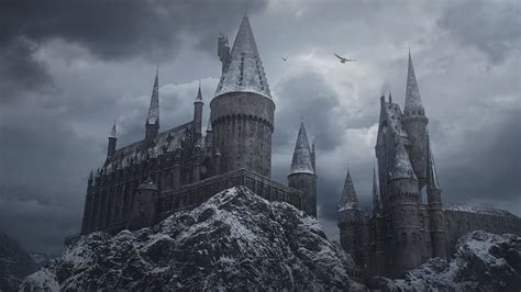 Online crop | HD wallpaper: Harry Potter, Hogwarts, castle, winter ...