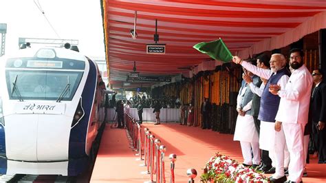 PM Modi Flags Off 6th Vande Bharat Express From Nagpur To Bilaspur