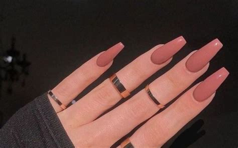 Top mẫu nail màu nude nhẹ nhàng tinh tế quyến rũ