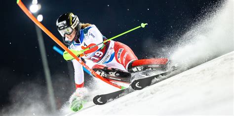 Camille Rast Setzt Steigerungslauf Fort Platz In Schladming Swiss Ski