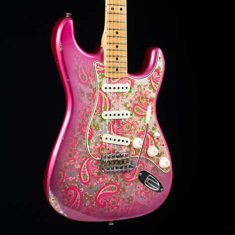 Fender Limited Edition 68 Pink Paisley Stratocaster Relic Wcoa 0181