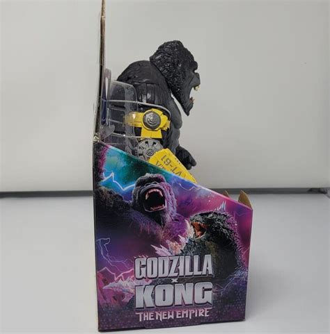 Godzilla X Kong The New Empire Giant Battle Roar Kong With B E A S T