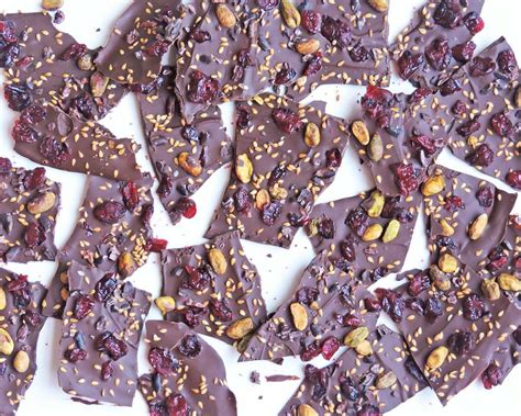 Superfood Dark Chocolate Cranberry Bark Beautiful Eats And Things