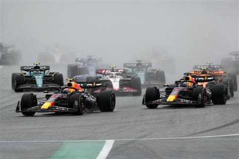 Checo Pérez dio batalla a Verstappen Resultados y Posiciones Carrera