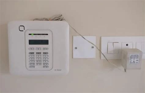 Godrej Wireless Burglar Alarm System For Security Safety Purpose 50 M