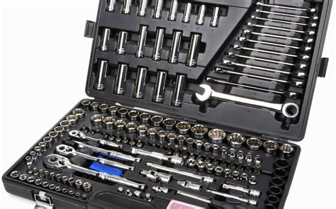 Products Halfords Advanced Professional 200 Piece Socket Set Review