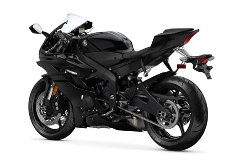 2020 Yamaha YZF-R6 Guide • Total Motorcycle