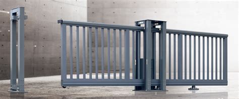 Aluminum Electric Sliding Driveway Gate (CH-705G) - Automatic Gate ...