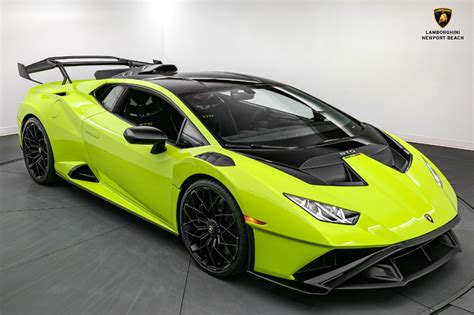 2022 Verde Scandal Lamborghini Huracan STO Lamborghini Huracan Car