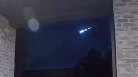 Doorcam Captures Fireball Streaking Over Denver Area