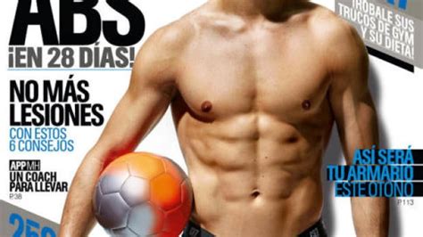 Cristiano Ronaldo Presume De Abdominales En El N Mero De Septiembre De