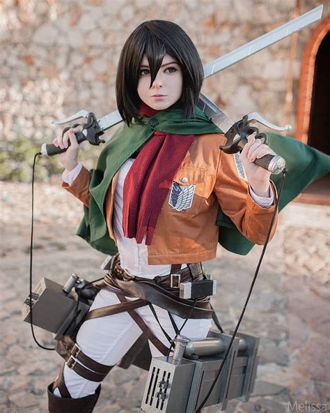 Fã De Attack On Titan Fez Um Incrível Cosplay Da Mikasa Critical Hits