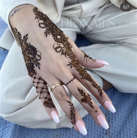 Pin De Anabia Hashmi En Henna En Dise Os Con Henna Disenos De