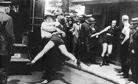 Women Being Arrested For Indecent Exposure In Chicago 1922 Thewaywewere Rare Historical