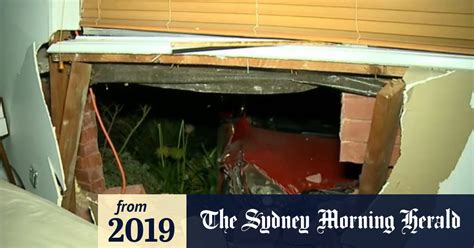 Video Stolen Car Smashes Into Sydney House