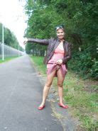 Amateur Mature Showing Outdoors With Out Panties Porn Pictures XXX