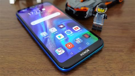 Test: Honor 8S 2020 polili živou vodou. Je levný, má Android se vším ...