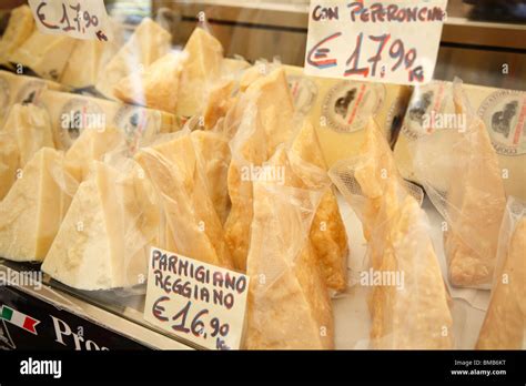 Parmesan Parmigiano Cheese Market Rome Italy Stock Photo Alamy