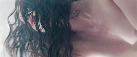 Roxane Mesquida Nude Pics Page