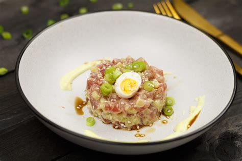 Tonijntartaar Met Wasabi Mayonaise Voorgerecht SmaakMenutie