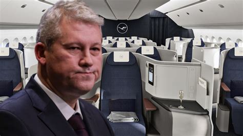 Predoiu și șefii de la Justiție zboară la Business Class Câți bani s