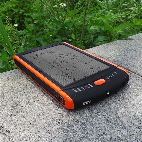 High Capacity Solar Panel Portable Charger » Petagadget