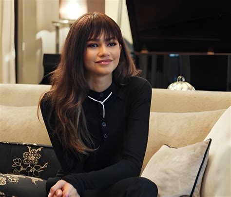 Pingl Par Amelia Glory Sur Zendaya En Femme C L Brit S Zendaya