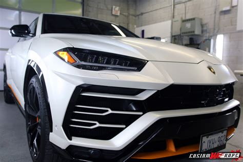 Lamborghini Urus Satin Pearl White - CUSTOMWRAPS.CA